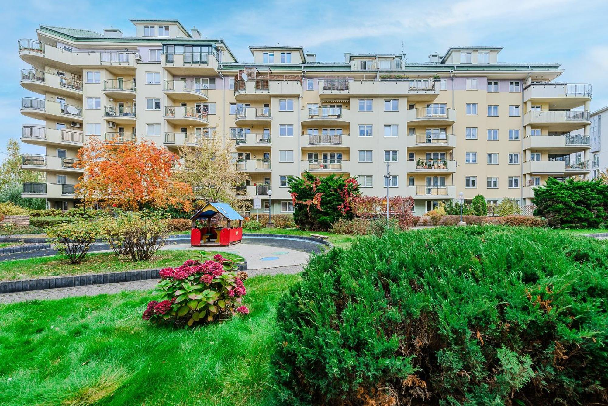 Apartment P&o Metro Kabaty *