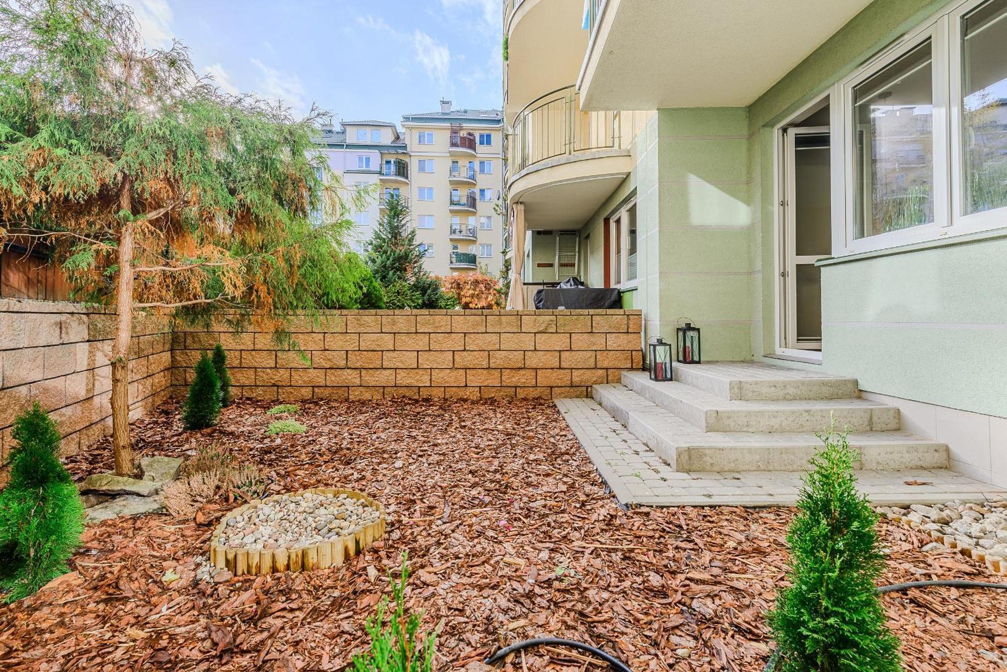 Apartment P&o Metro Kabaty *
